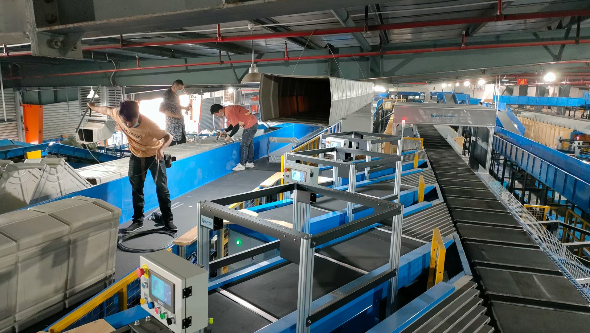 物流快遞轉(zhuǎn)運中心通風(fēng)降溫案例